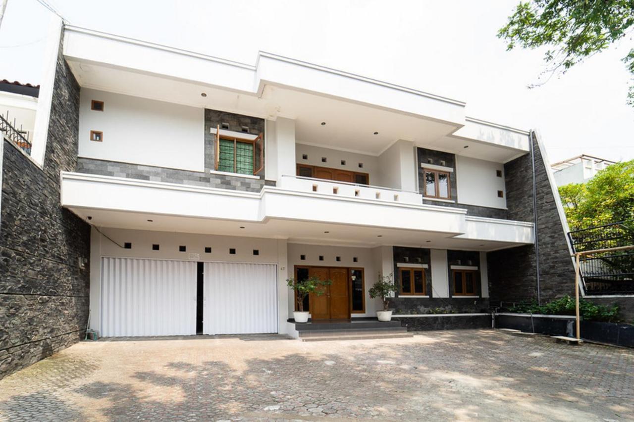 Koolkost Near Padjadjaran 2*